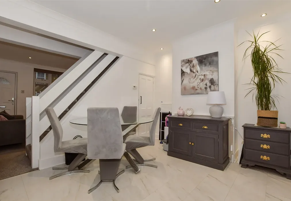 Dining Area - Queens Road, Snodland, Kent - Wards of Kent