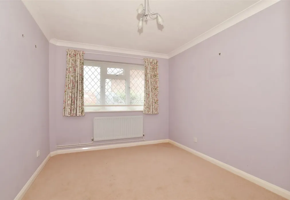Dining Room - Broomfields, Hartley, Longfield, Kent - Wards of Kent