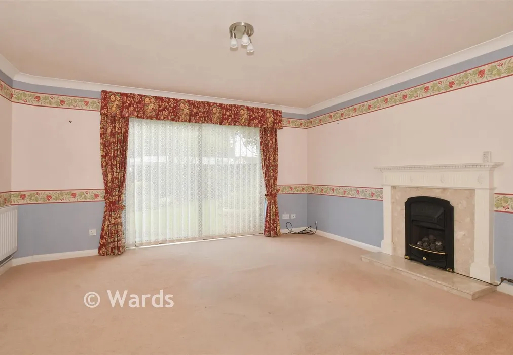 Lounge - Broomfields, Hartley, Longfield, Kent - Wards of Kent