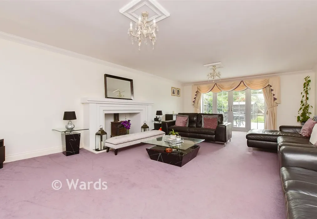 Lounge - Wilbrough Road, Birchington, Kent - Wards of Kent