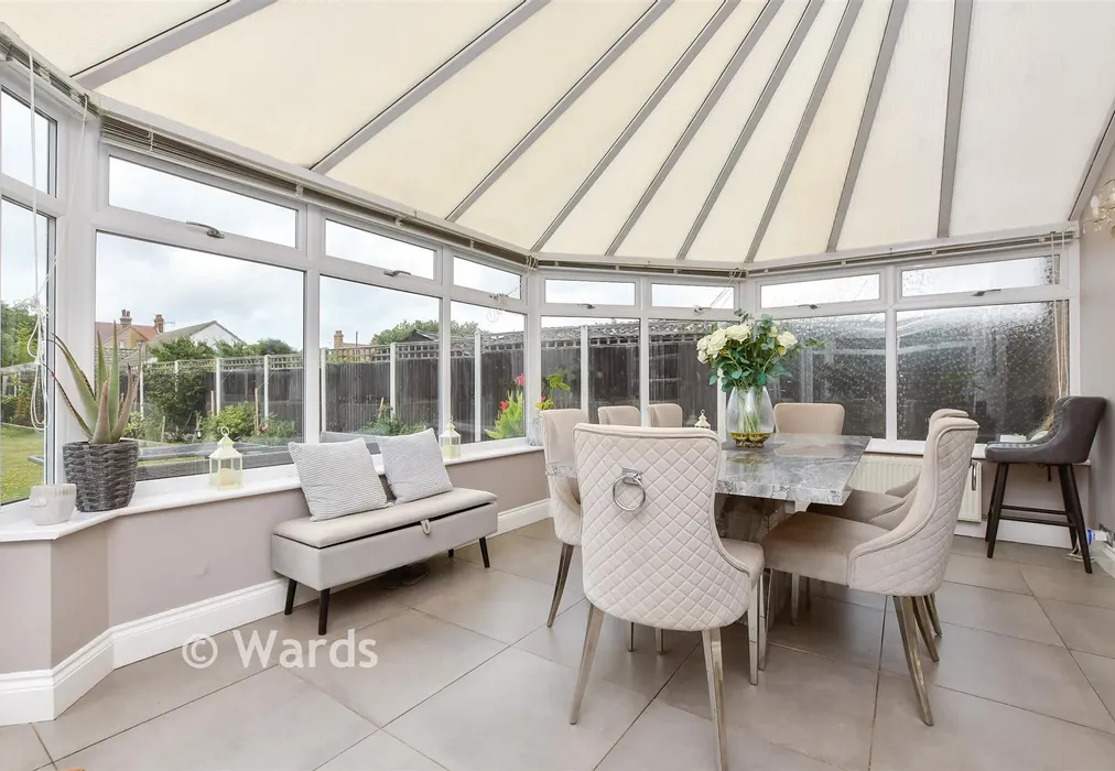 Sun Room - Wilbrough Road, Birchington, Kent - Wards of Kent