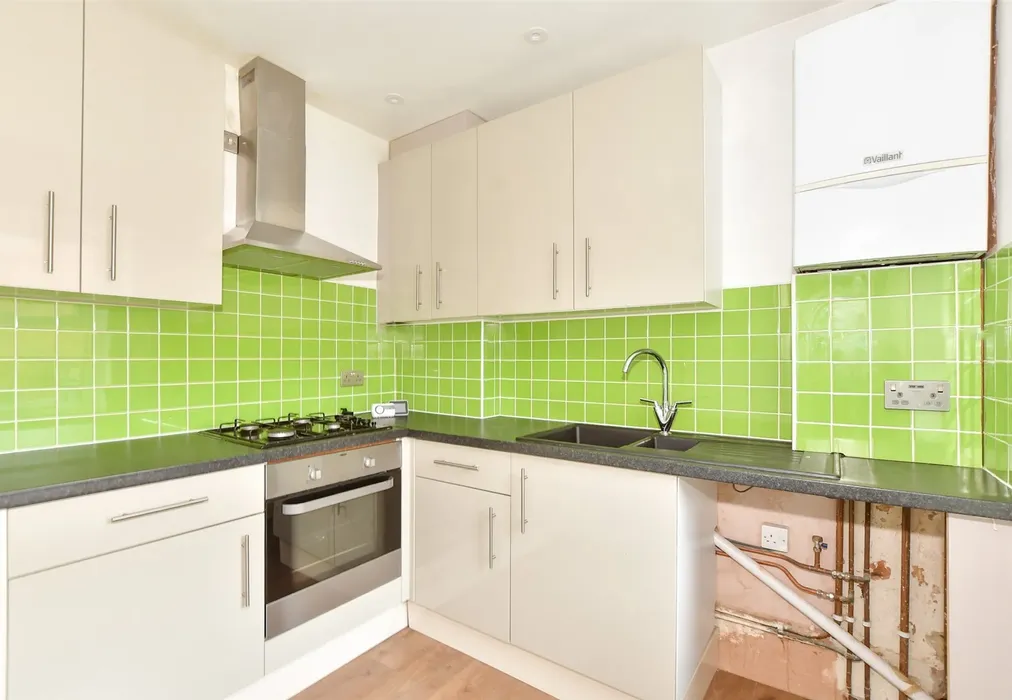Kitchen - Ingles Road, Folkestone, Kent - Wards of Kent