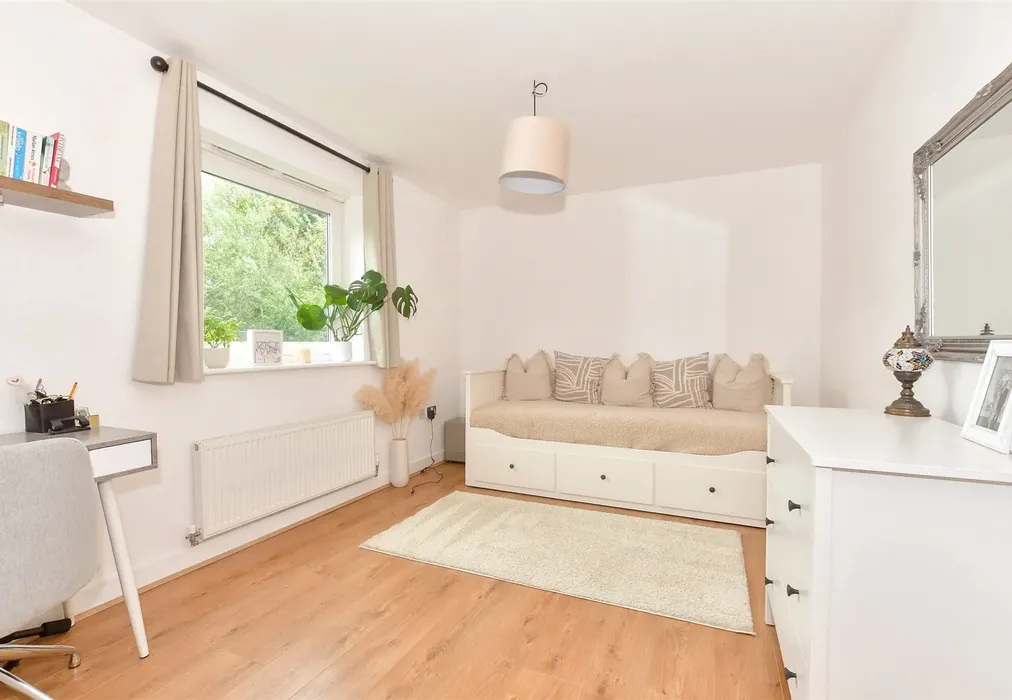 Bedroom 2 - Goodworth Road, Redhill, Surrey - Wards of Kent