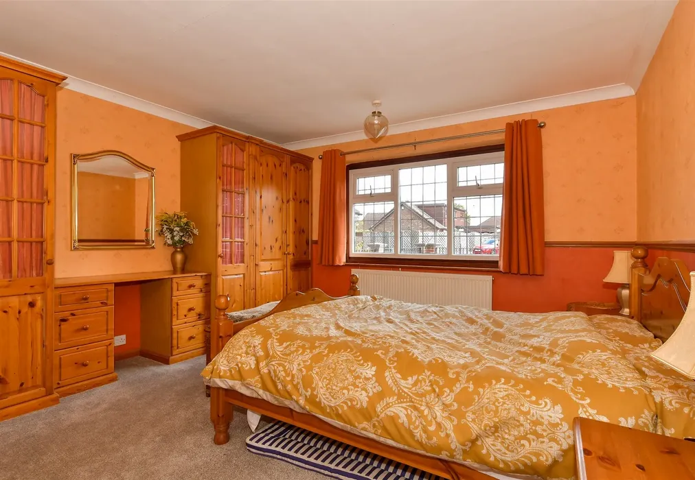 Bedroom 1 - Rushetts Road, West Kingsdown, Sevenoaks, Kent - Wards of Kent