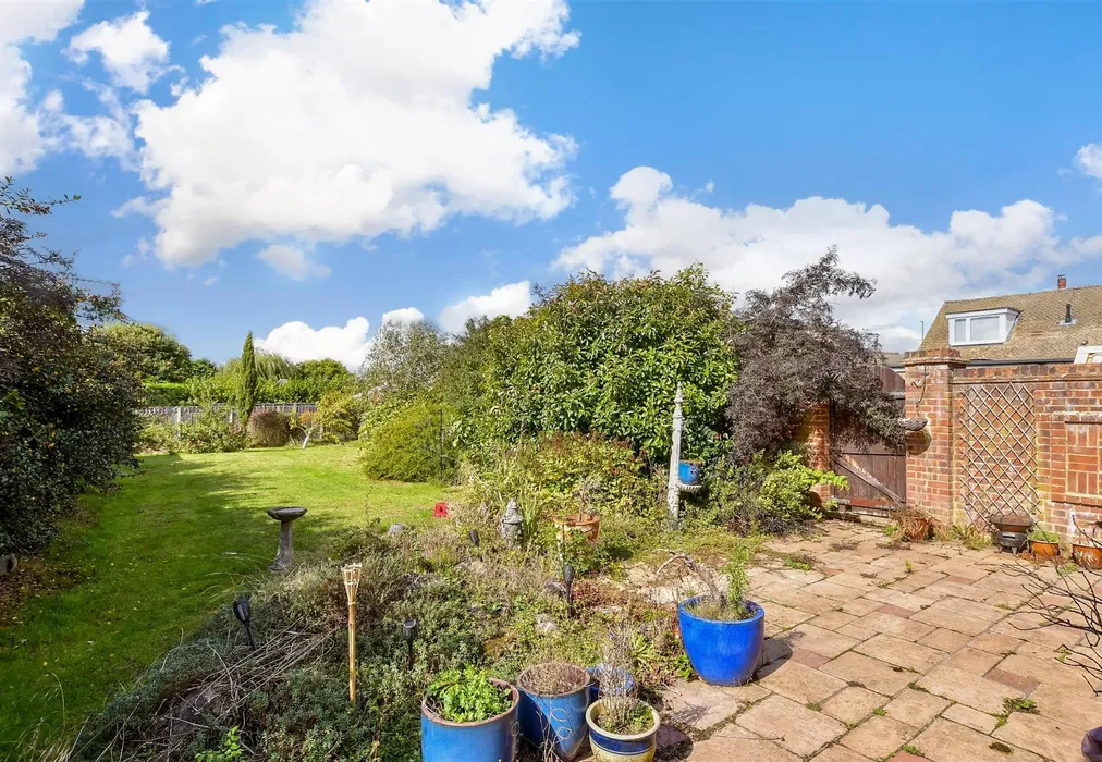 Rear Garden - Rushetts Road, West Kingsdown, Sevenoaks, Kent - Wards of Kent