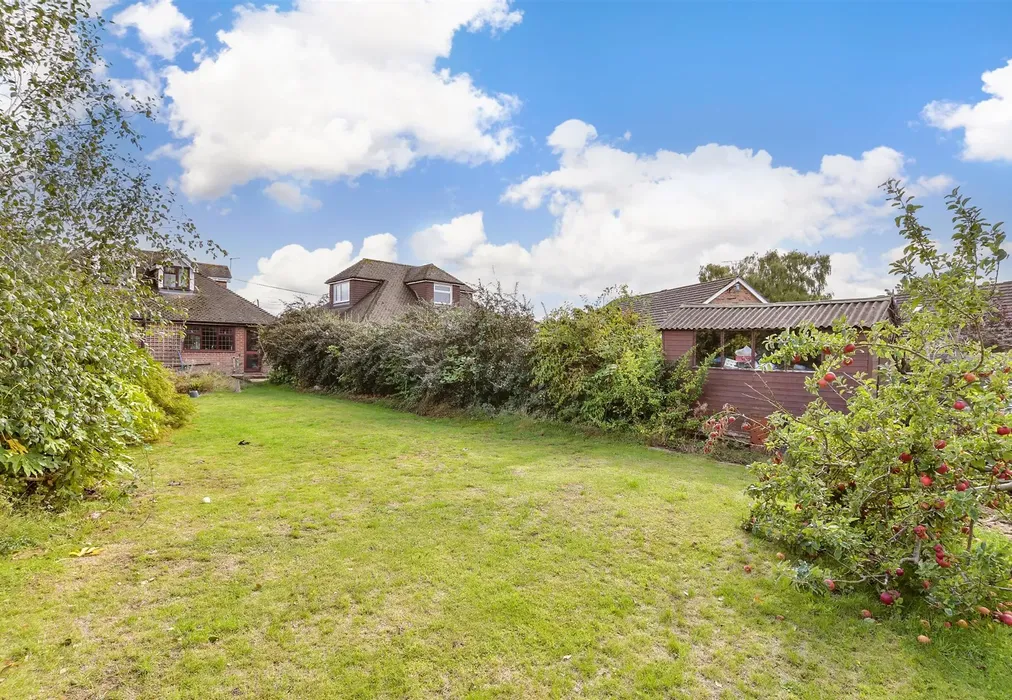 Rear Garden - Rushetts Road, West Kingsdown, Sevenoaks, Kent - Wards of Kent