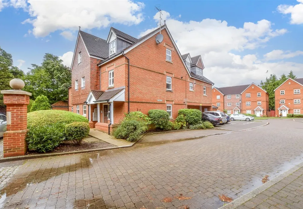 External (Web) - Fitzroy Place, Reigate, Surrey - Wards of Kent