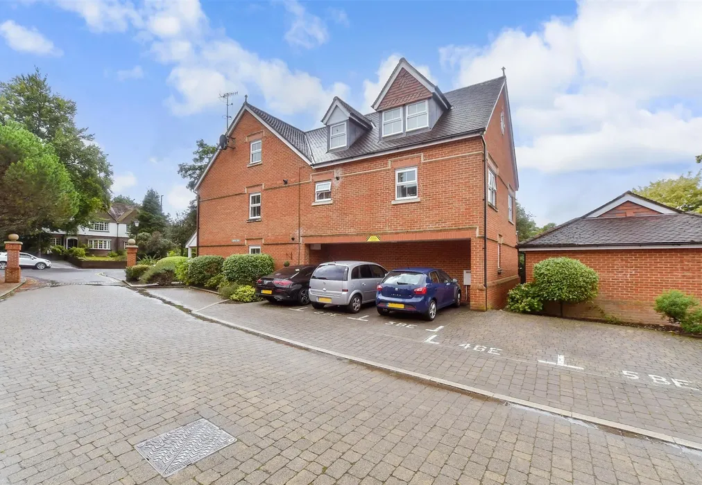External (Web) - Fitzroy Place, Reigate, Surrey - Wards of Kent
