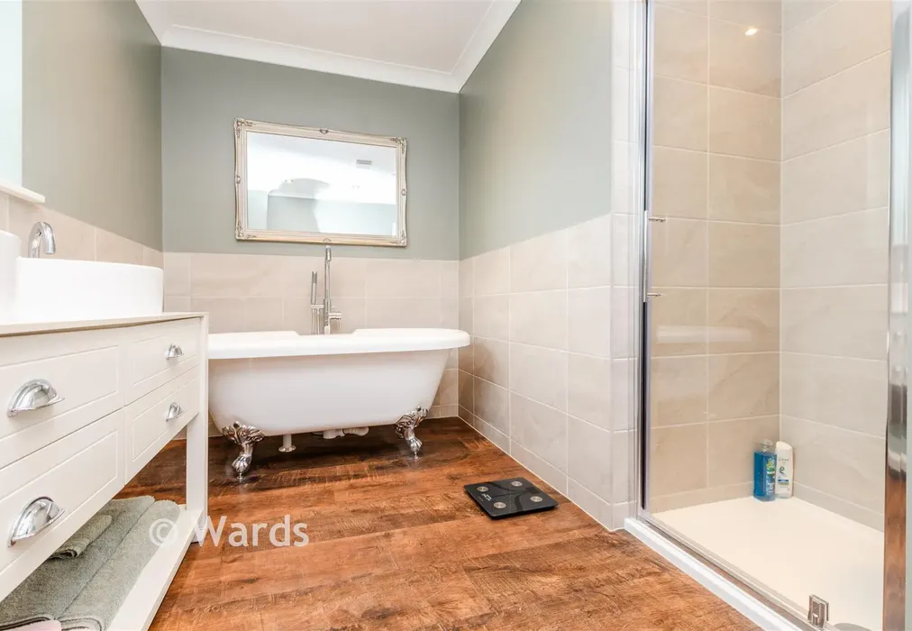 En-Suite Bathroom - Hotham Close, Swanley, Kent - Wards of Kent