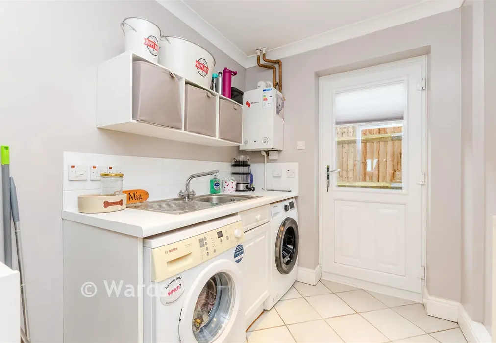 Utility Room - Hotham Close, Swanley, Kent - Wards of Kent