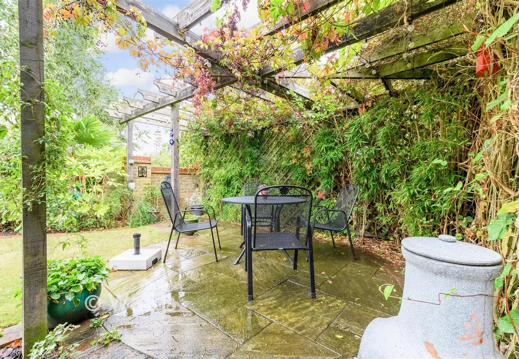 Rear Garden - Hotham Close, Swanley, Kent - Wards of Kent