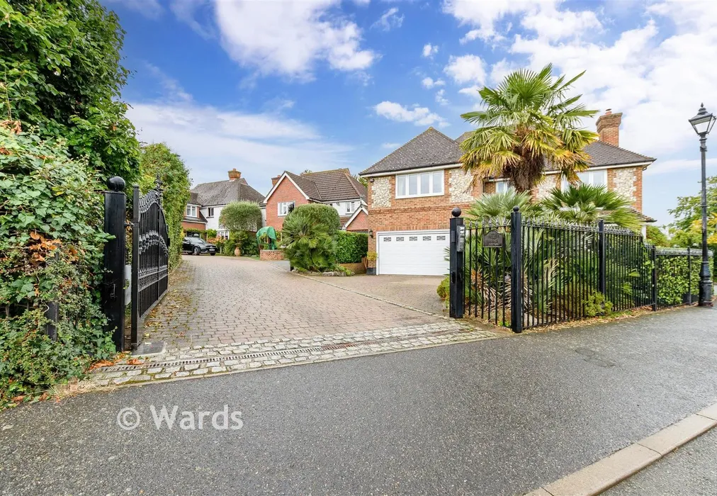 Driveway/Parking - Hotham Close, Swanley, Kent - Wards of Kent