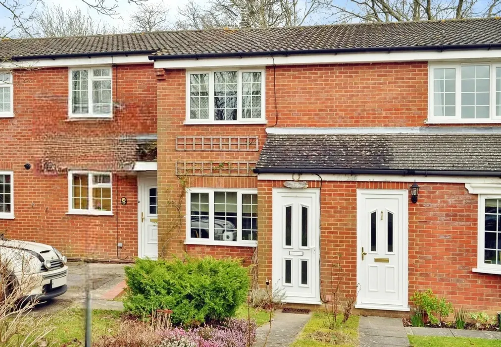 jhhj - Woodhatch Southwater RH13 - Wards of Kent