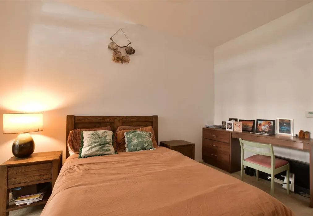 Bedroom - Troubridge Square, Walthamstow - Wards of Kent