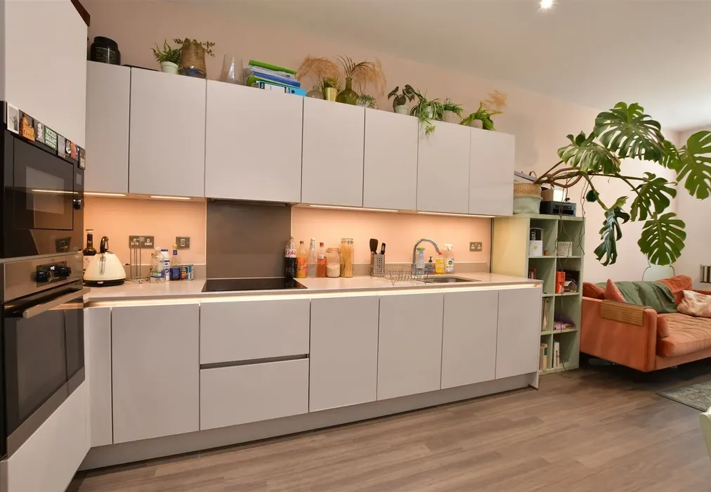 Lounge/Kitchen/ Dining Room - Troubridge Square, Walthamstow - Wards of Kent