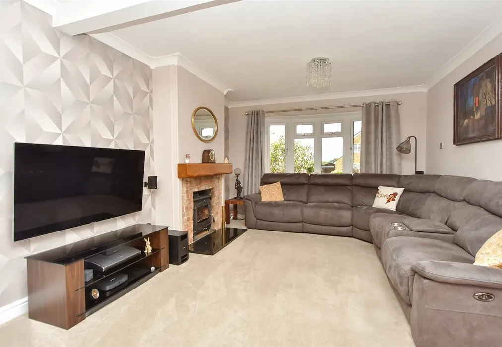 Lounge - Godden Road, Snodland, Kent - Wards of Kent