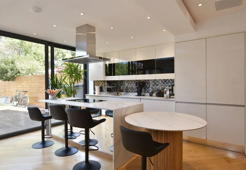 Kitchen - Greenway Avenue, Walthamstow - Wards of Kent