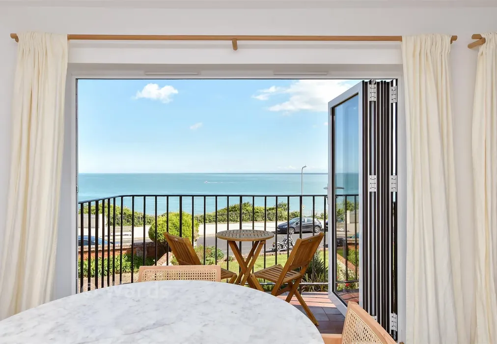 Internal Lifestyle Photograph - Eastern Esplanade, Broadstairs, Kent - Wards of Kent