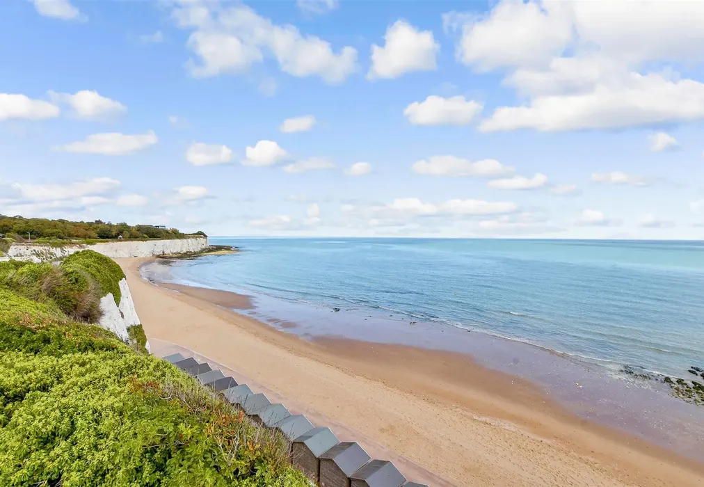 Surrounding Area - Eastern Esplanade, Broadstairs, Kent - Wards of Kent