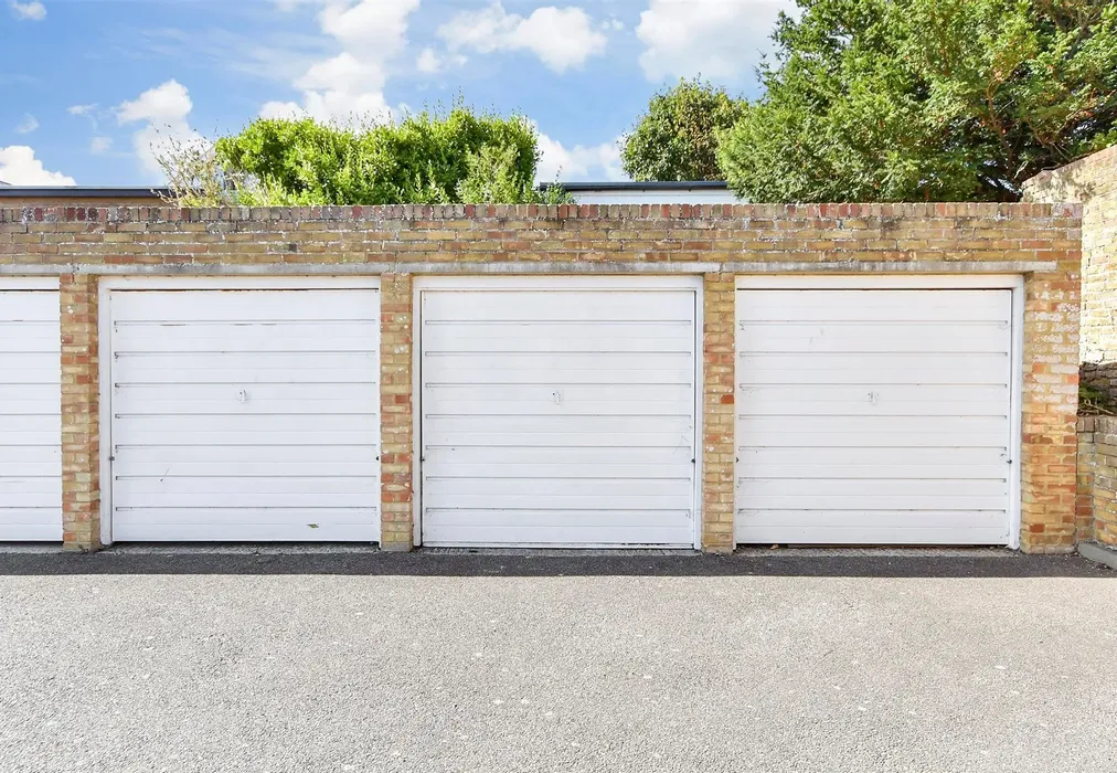 Garage - Eastern Esplanade, Broadstairs, Kent - Wards of Kent