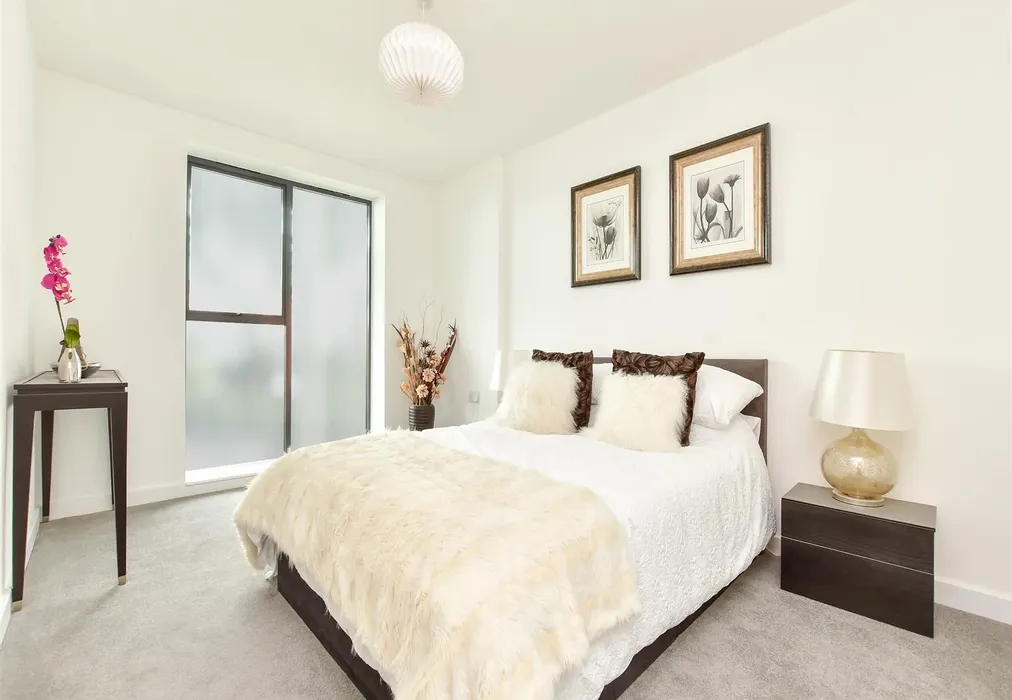 Bedroom 1 - Albion Yard, Brook Road, Redhill, Surrey - Wards of Kent