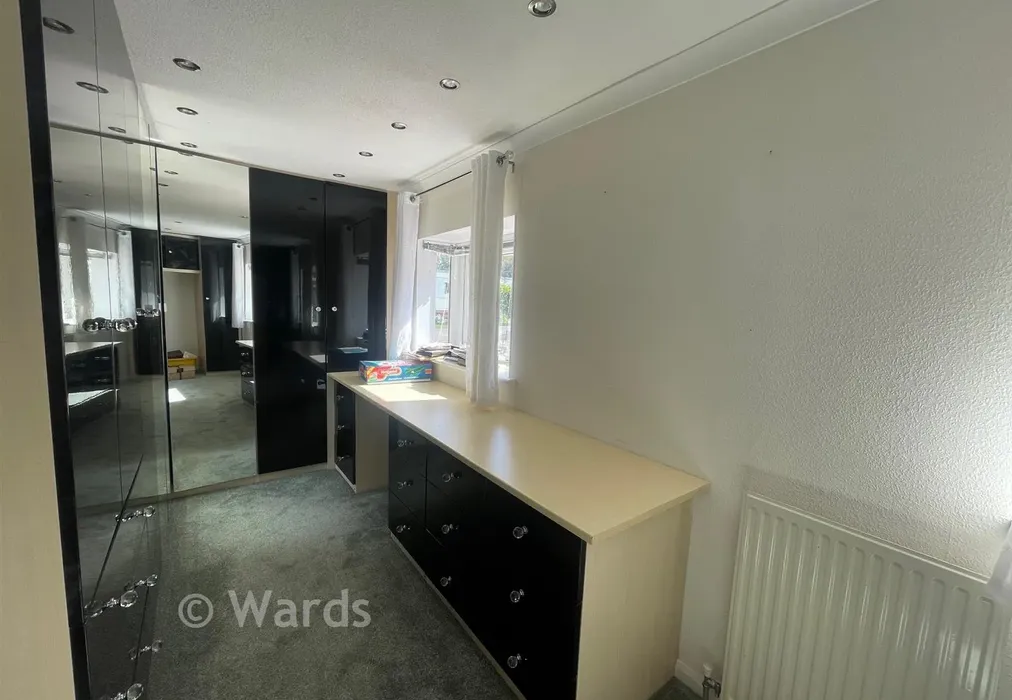 Bedroom - Lower Road, East Farleigh, Maidstone, Kent - Wards of Kent