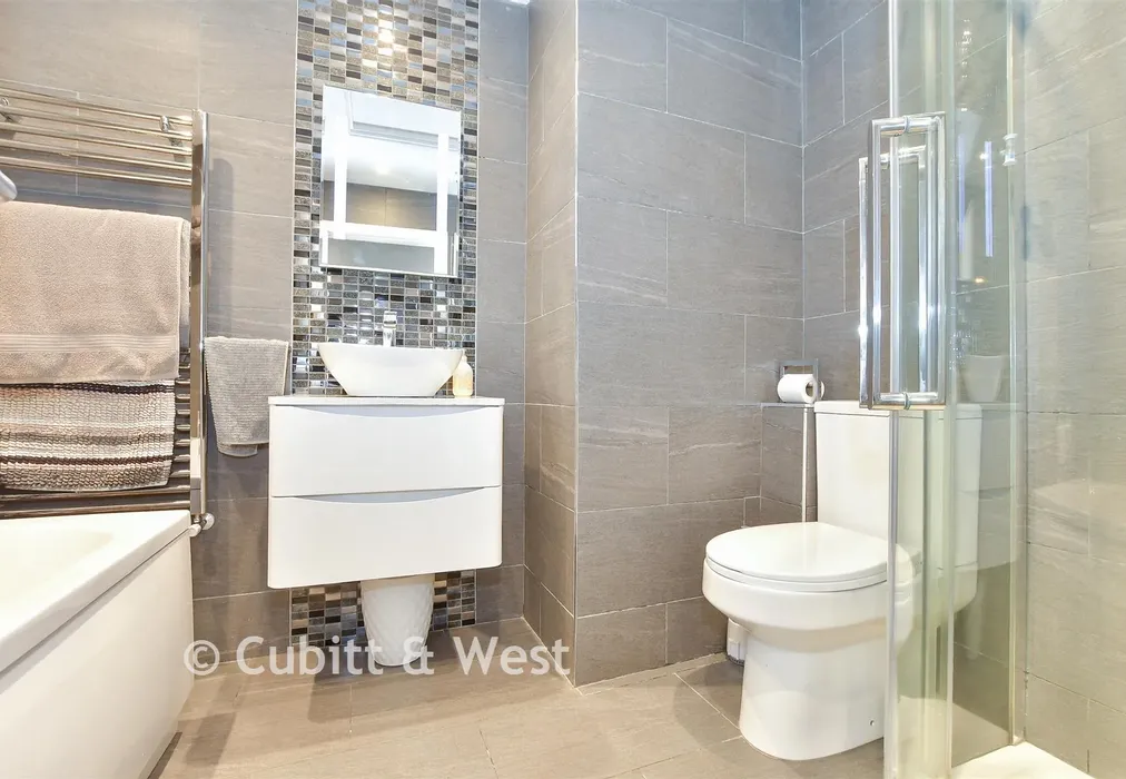 Bathroom - Greenacres, Ashington, West Sussex - Wards of Kent