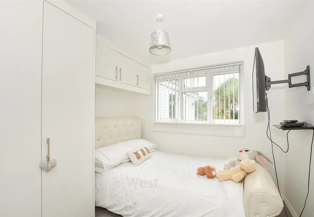 Bedroom 4 - Greenacres, Ashington, West Sussex - Wards of Kent