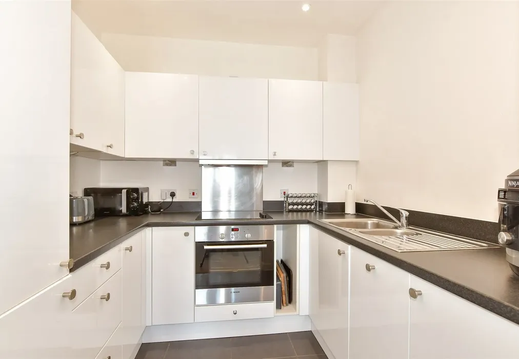 Kitchen - Higham Avenue, Snodland, Kent - Wards of Kent