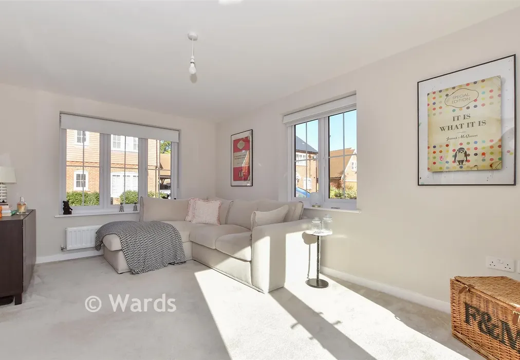 Lounge - Williams Road, Allington, Maidstone, Kent - Wards of Kent
