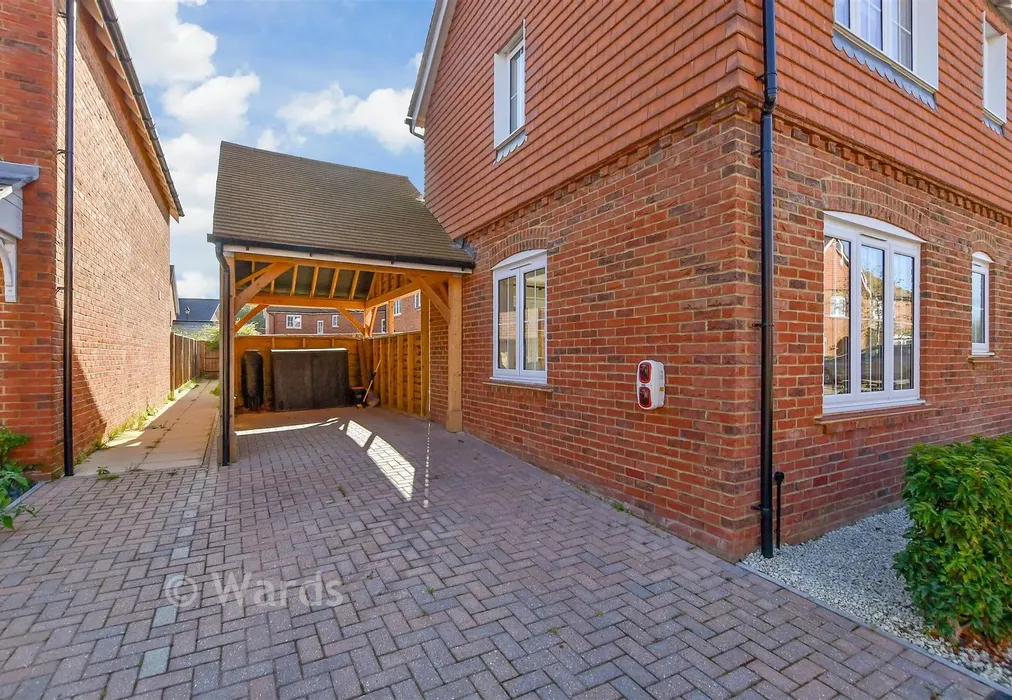 Driveway/Parking - Williams Road, Allington, Maidstone, Kent - Wards of Kent