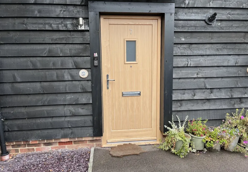 External - The Saddlery, Little Bookham, Leatherhead, Surrey - Wards of Kent