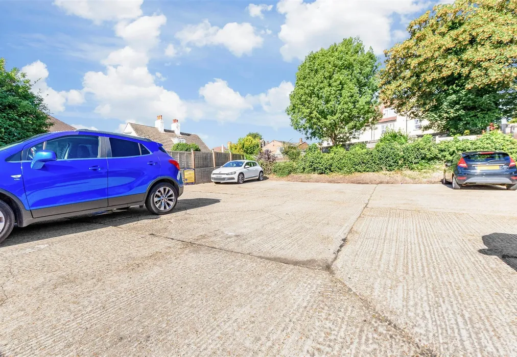 Driveway/Parking - Mill Road, Rochester, Kent - Wards of Kent