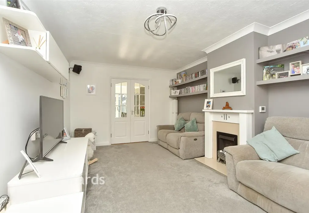 Lounge - Oakleigh Close, Walderslade, Chatham, Kent - Wards of Kent