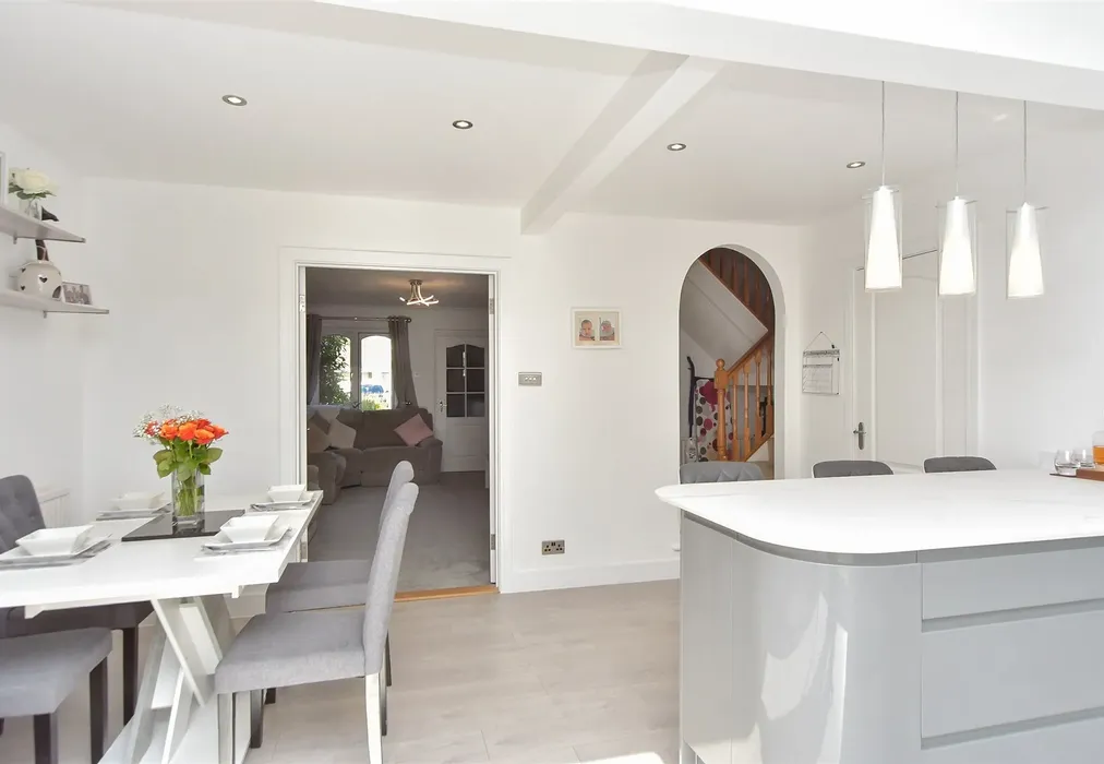 Kitchen/Diner - Oakleigh Close, Walderslade, Chatham, Kent - Wards of Kent