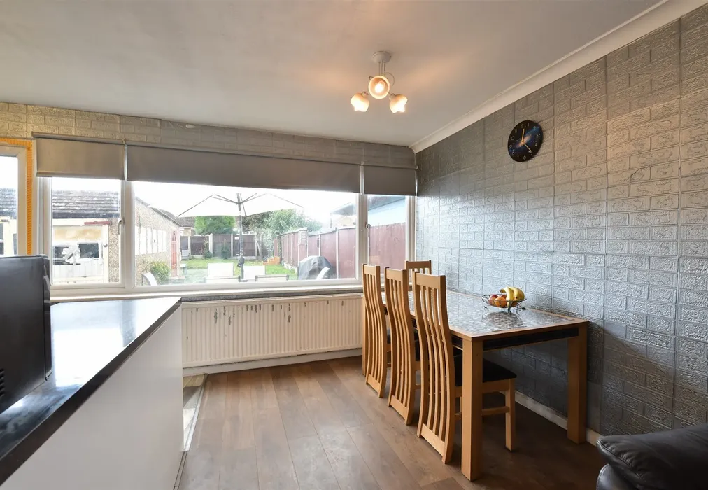 Kitchen/Dining Area - Rosebank Avenue, Hornchurch, Essex - Wards of Kent