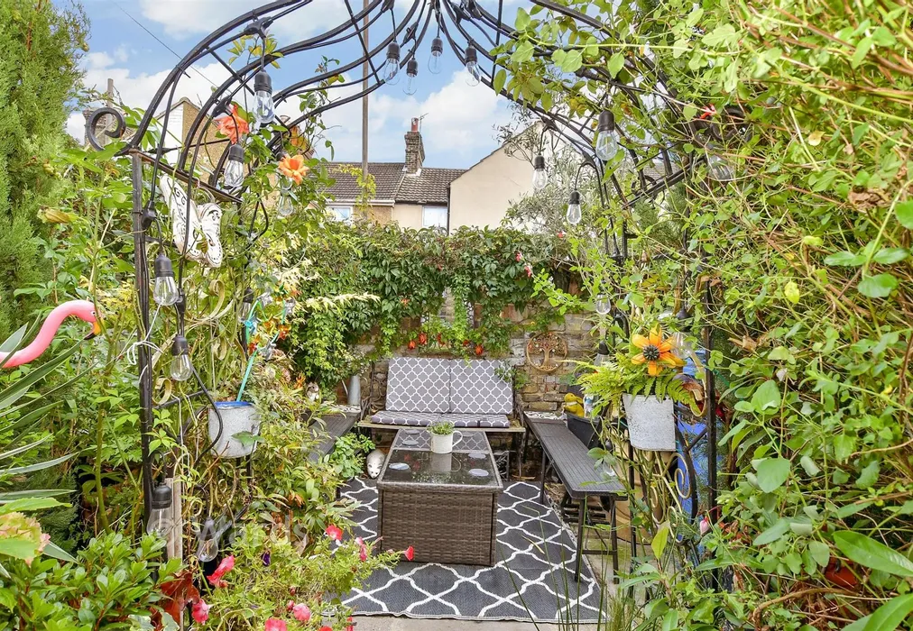 Rear Garden - Cyprus Road, Faversham, Kent - Wards of Kent