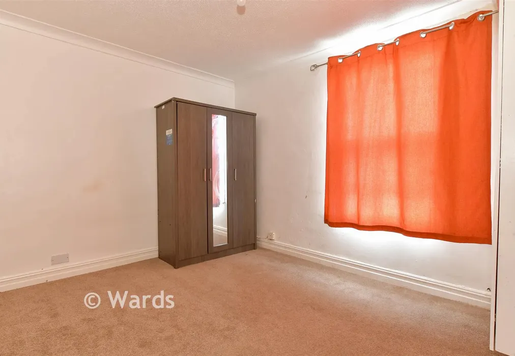 Bedroom 1 - Alexandra Road, Chatham, Kent - Wards of Kent