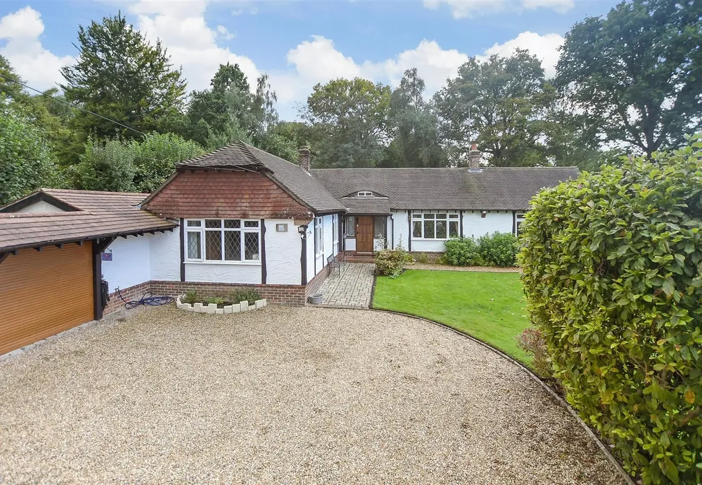 External (Web) - Chesterfield Close, Furnace Wood, West Sussex - Wards of Kent