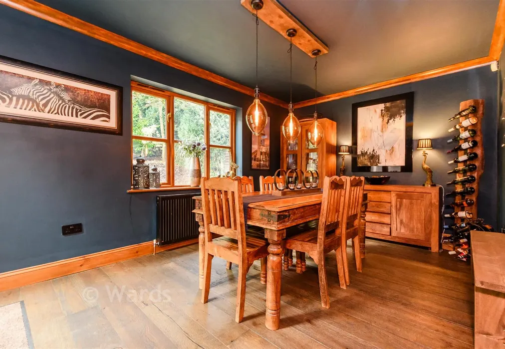 Dining Room - Meadow Lane, Culverstone, Meopham, Kent - Wards of Kent
