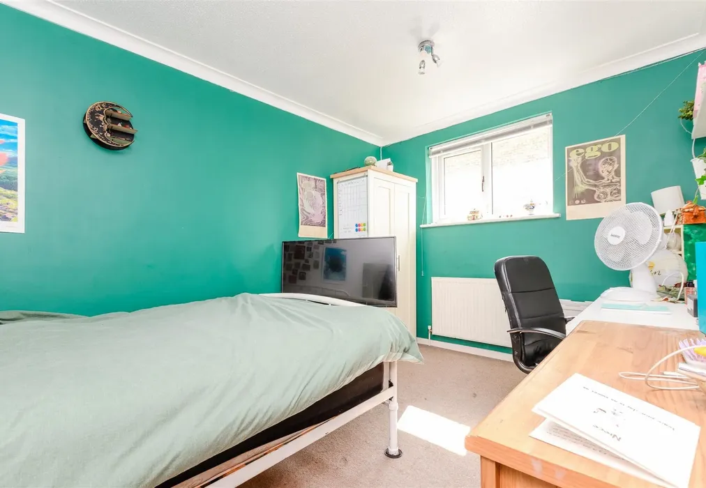 Bedroom 2 - Caxton Close, Hartley, Longfield, Kent - Wards of Kent