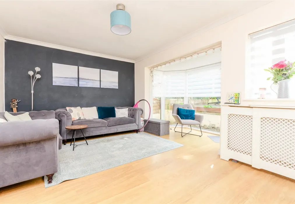 Lounge - Caxton Close, Hartley, Longfield, Kent - Wards of Kent