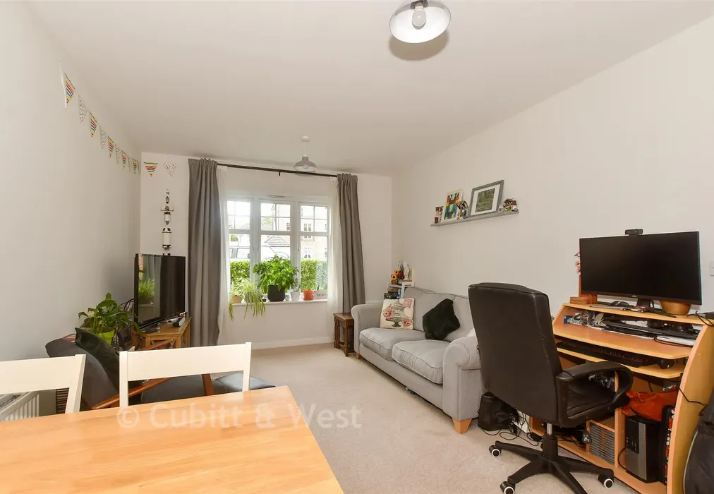 Lounge/Kitchen - Kensett Avenue, Southwater, Horsham, West Sussex - Wards of Kent