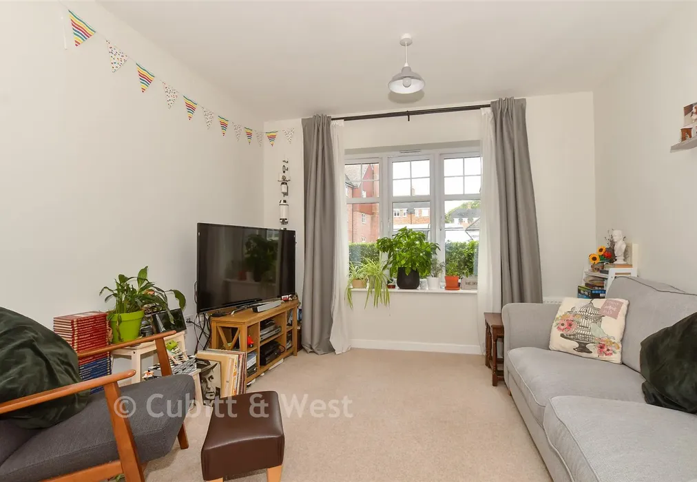 Lounge/Kitchen - Kensett Avenue, Southwater, Horsham, West Sussex - Wards of Kent