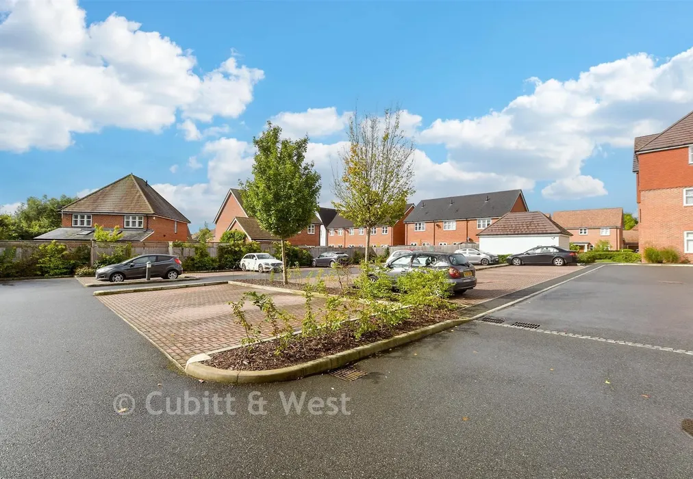 Driveway/Parking - Kensett Avenue, Southwater, Horsham, West Sussex - Wards of Kent