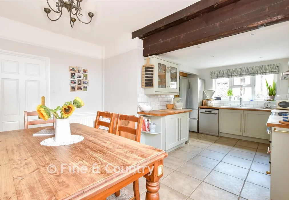 Kitchen - Main Road, Rookley, Isle of Wight - Wards of Kent