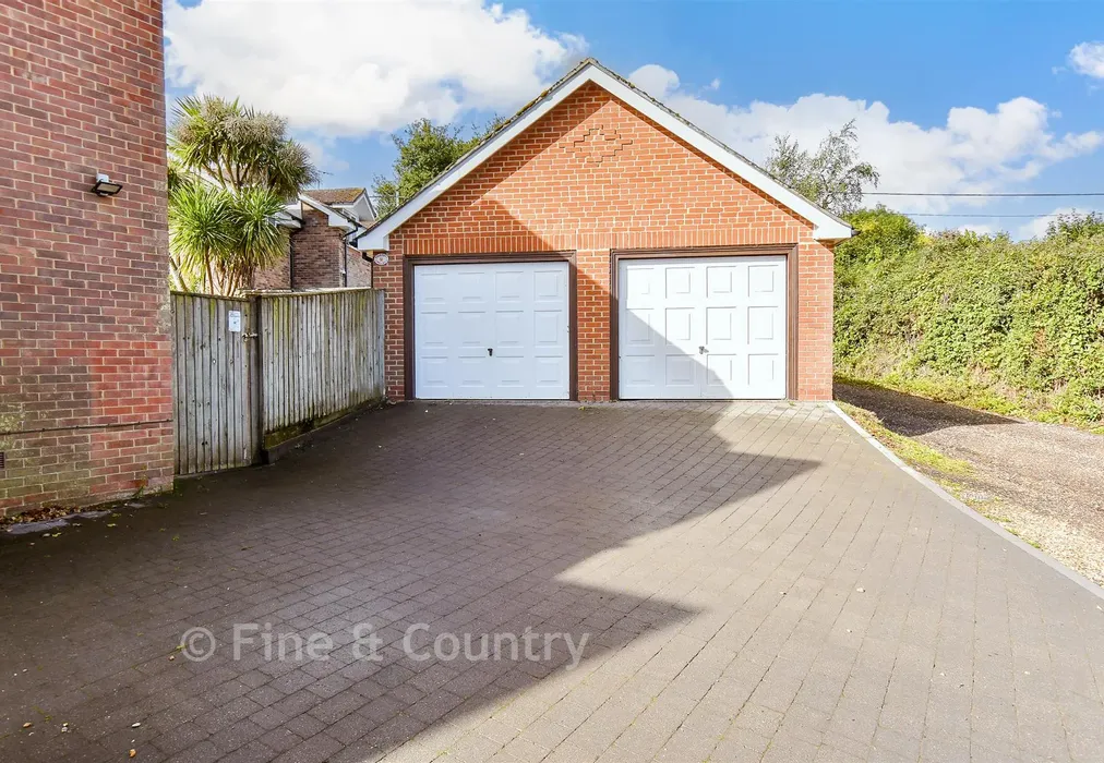 Driveway/Parking - Main Road, Rookley, Isle of Wight - Wards of Kent