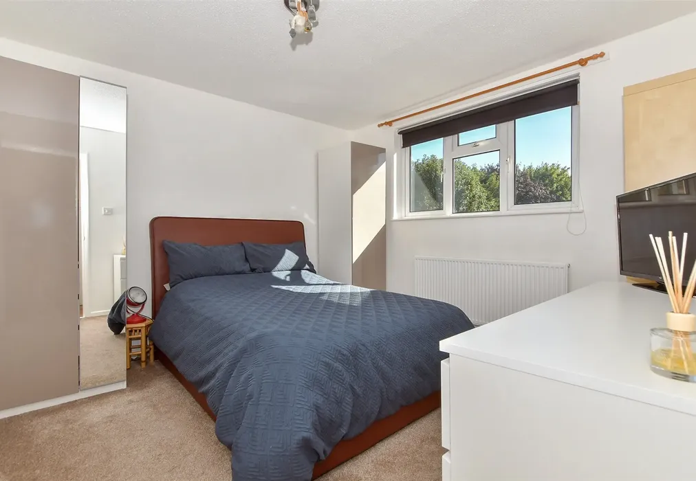 Bedroom 2 - Wheeler Street, Maidstone, Kent - Wards of Kent