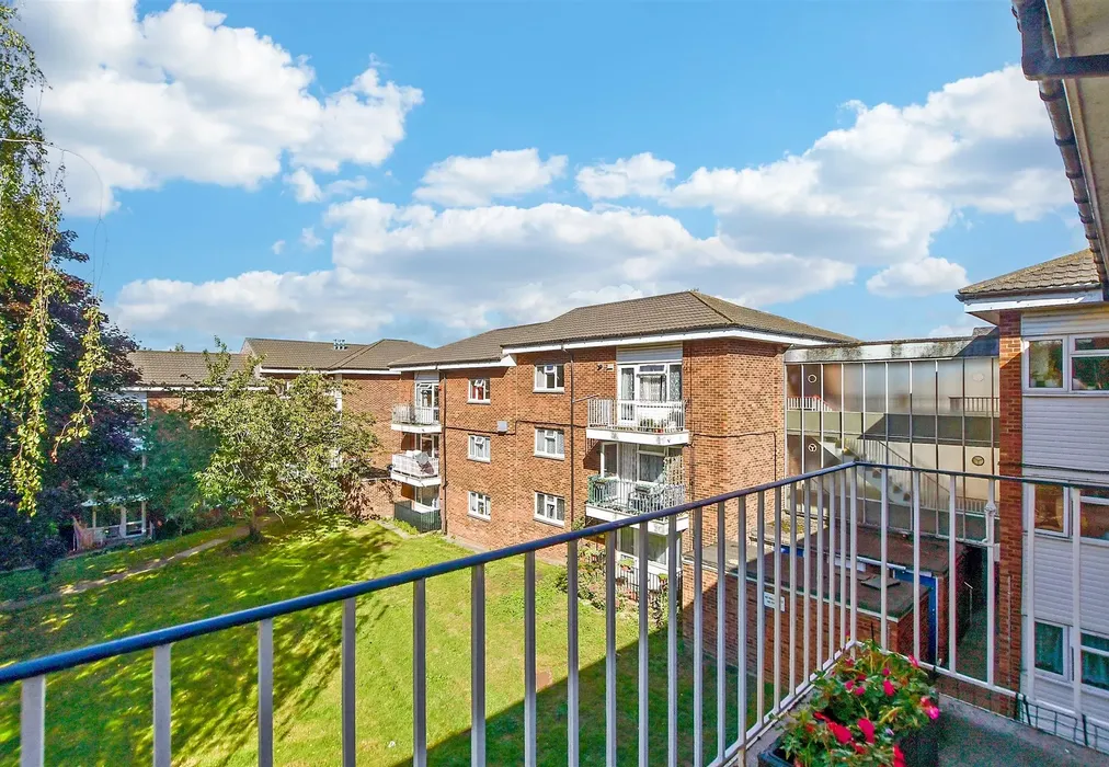 Balcony / Terrace - Wheeler Street, Maidstone, Kent - Wards of Kent