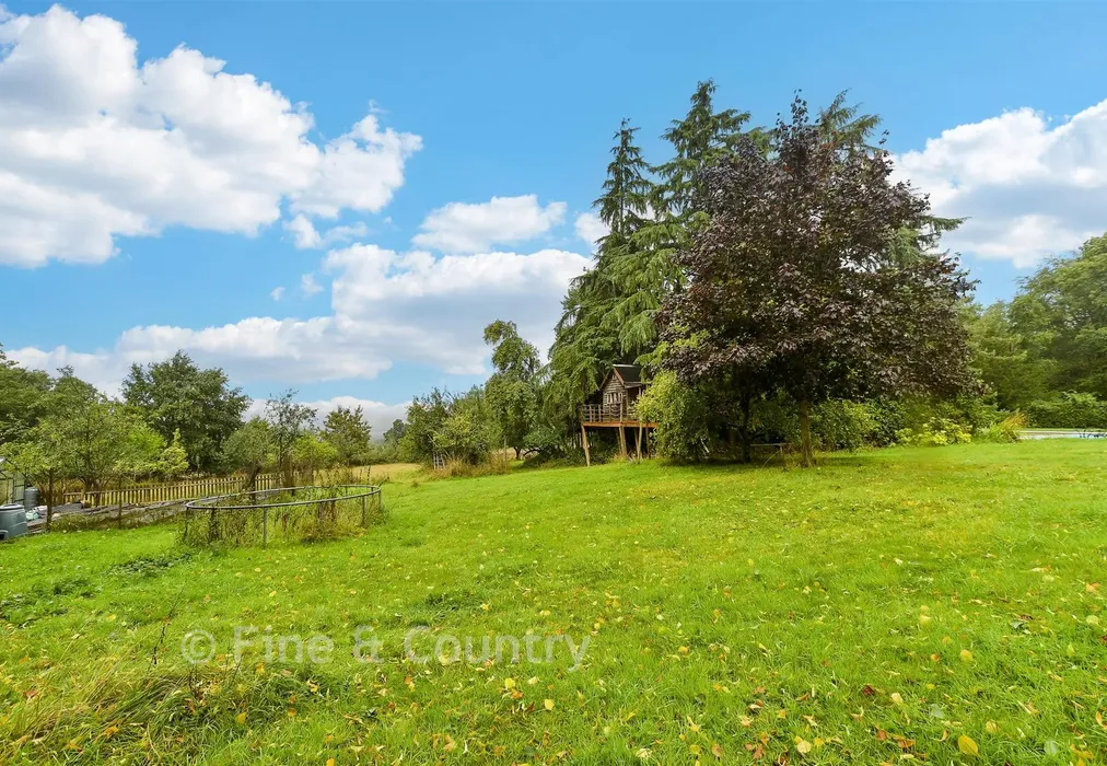 Rear Garden - Ashurst Road, Ashurst, Tunbridge Wells, East Sussex - Wards of Kent